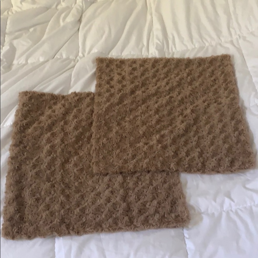 Brown Lananas 18x18 pillow cases